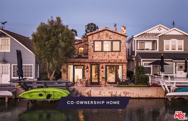 305 Grand Canal # 8, Newport Beach