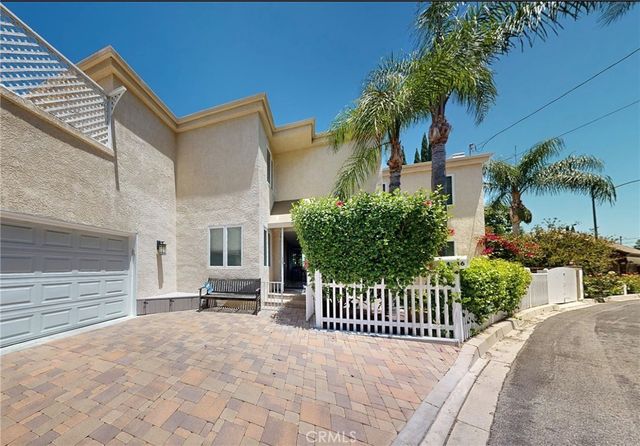 4936 Llano, Woodland Hills