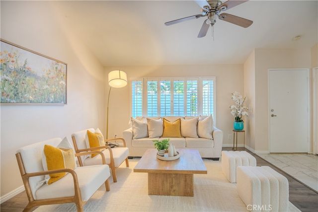 2528 N Tustin # D, Santa Ana