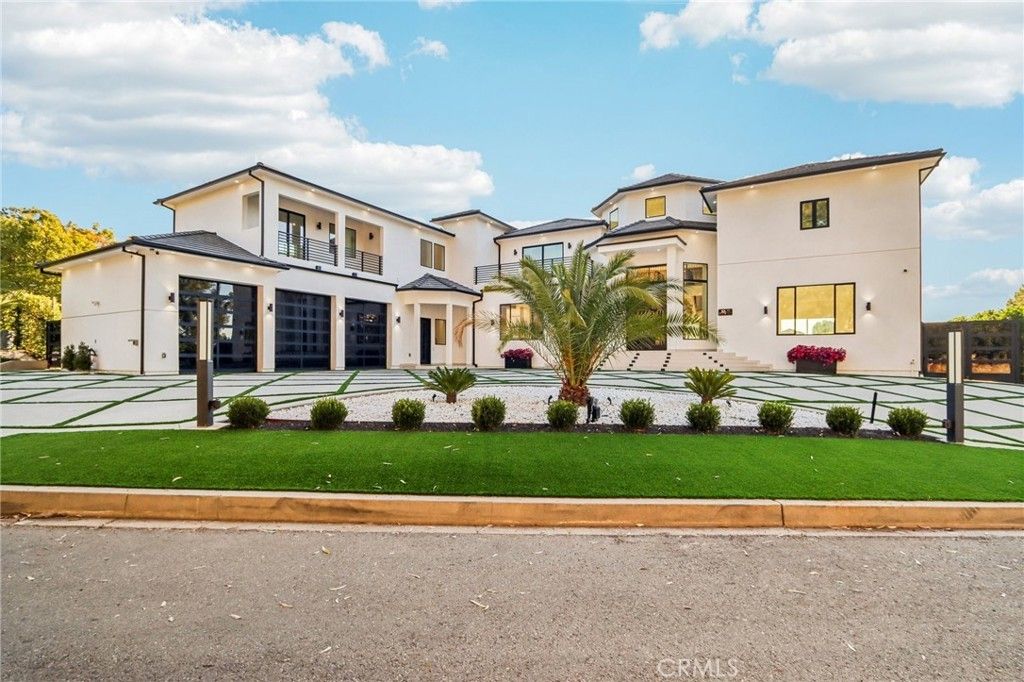 10511 Mary Bell Avenue, Shadow Hills