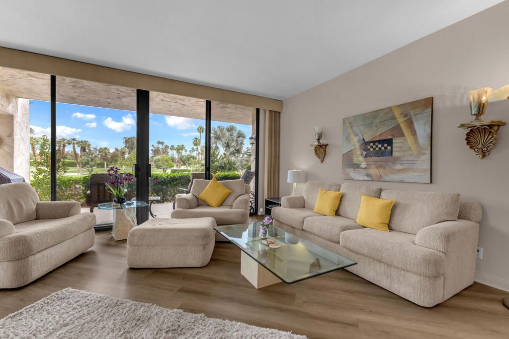 910 Island Drive # 112, Rancho Mirage