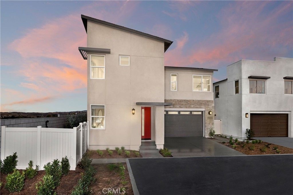3377 East Moonstone Drive, Ontario