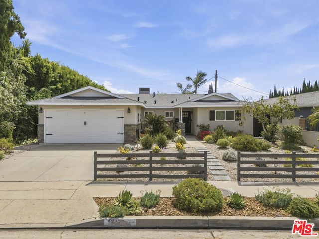 10430 Owensmouth Avenue, Chatsworth
