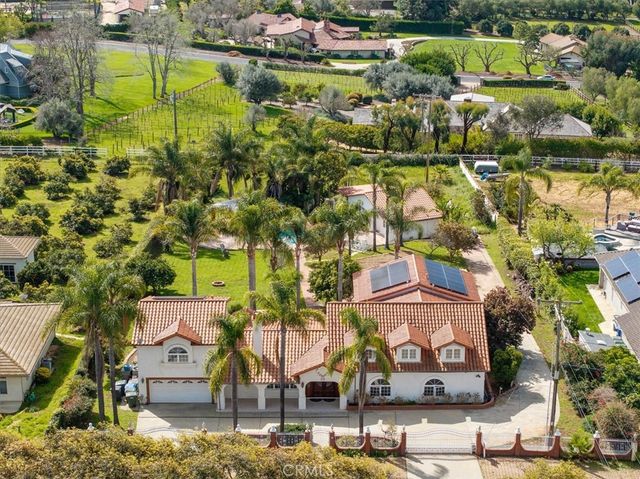 354 Rancho Camino, Fallbrook