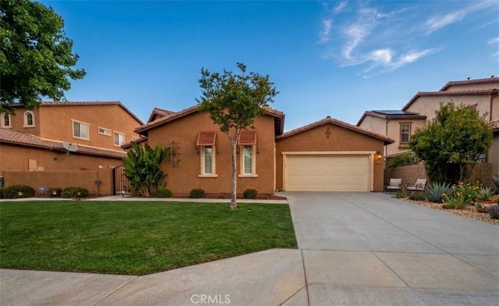 366 Caldera, Perris
