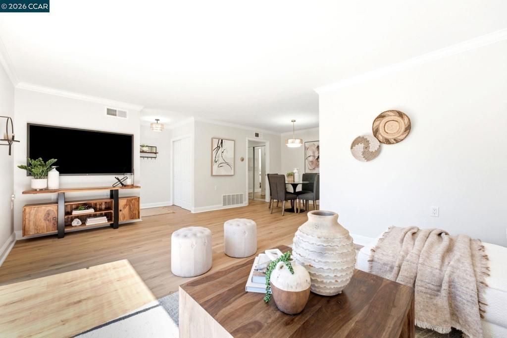 1109 Golden Rain Rd # 3, Walnut Creek