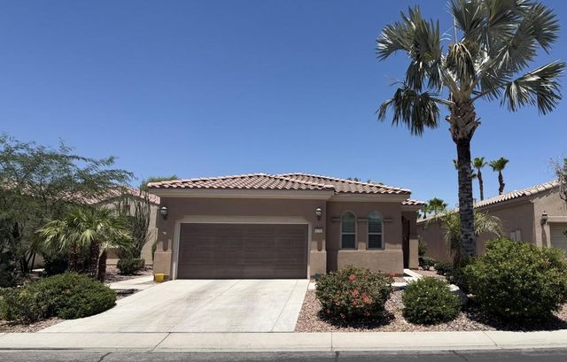 81700 Avenida De Musica, Indio