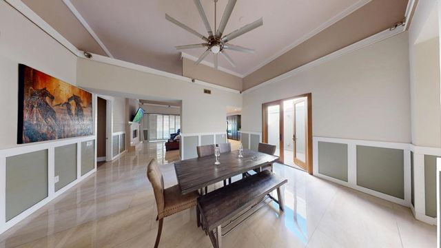 30 Lake Shore Drive, Rancho Mirage