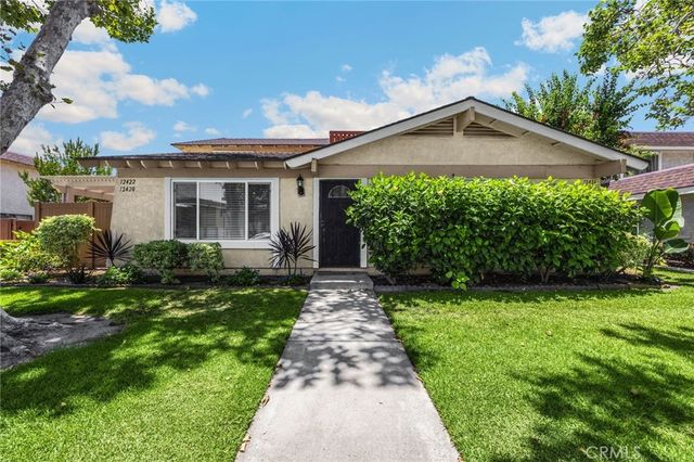12418 Rancho Vista, Cerritos