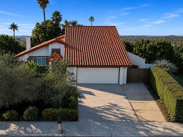 6433 La Paloma St, Carlsbad