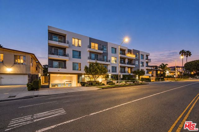 7857 W Manchester Avenue # 110, Playa Del Rey
