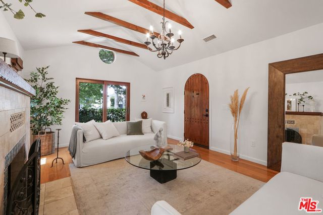 2130 Manning Avenue, Los Angeles
