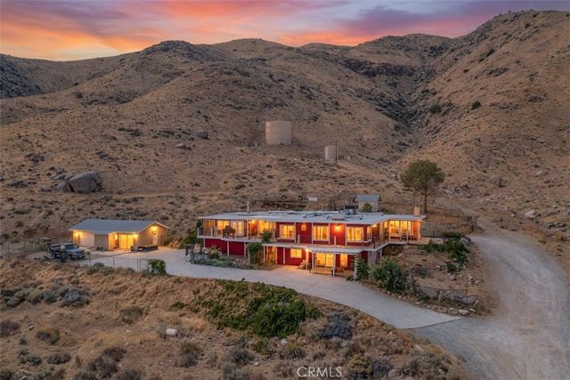 8929 Central Road, Apple Valley