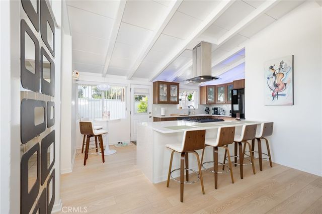 19800 Friar, Woodland Hills