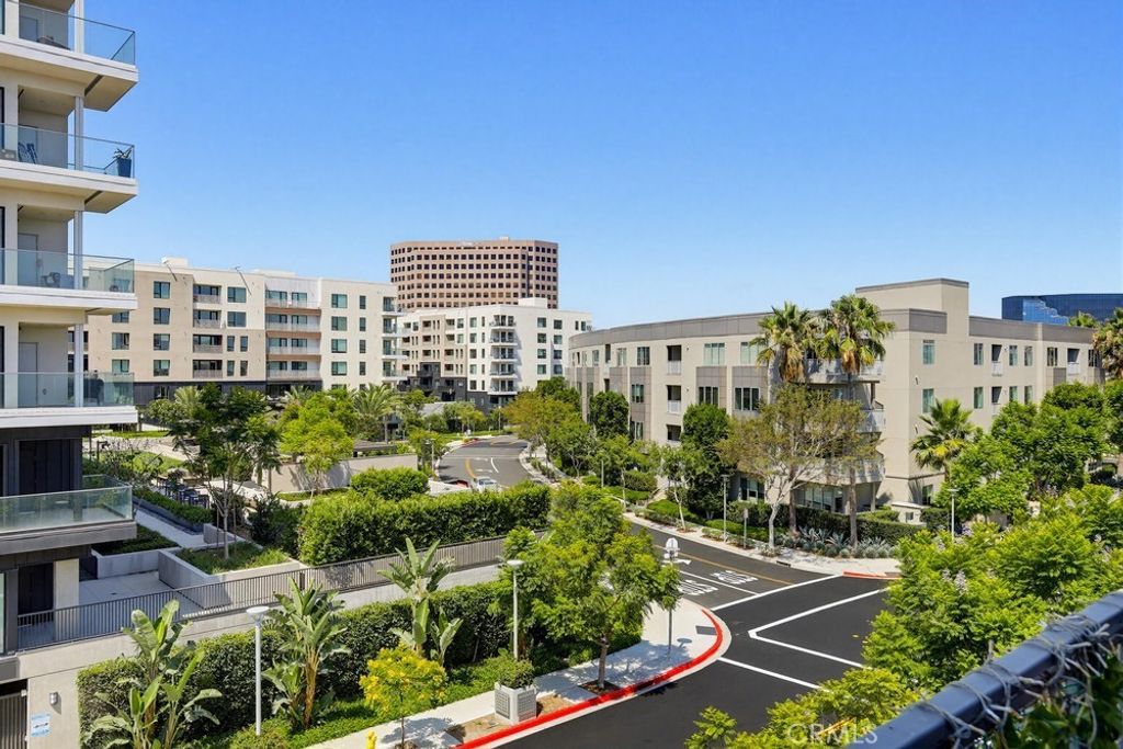 108 Tribeca, Irvine