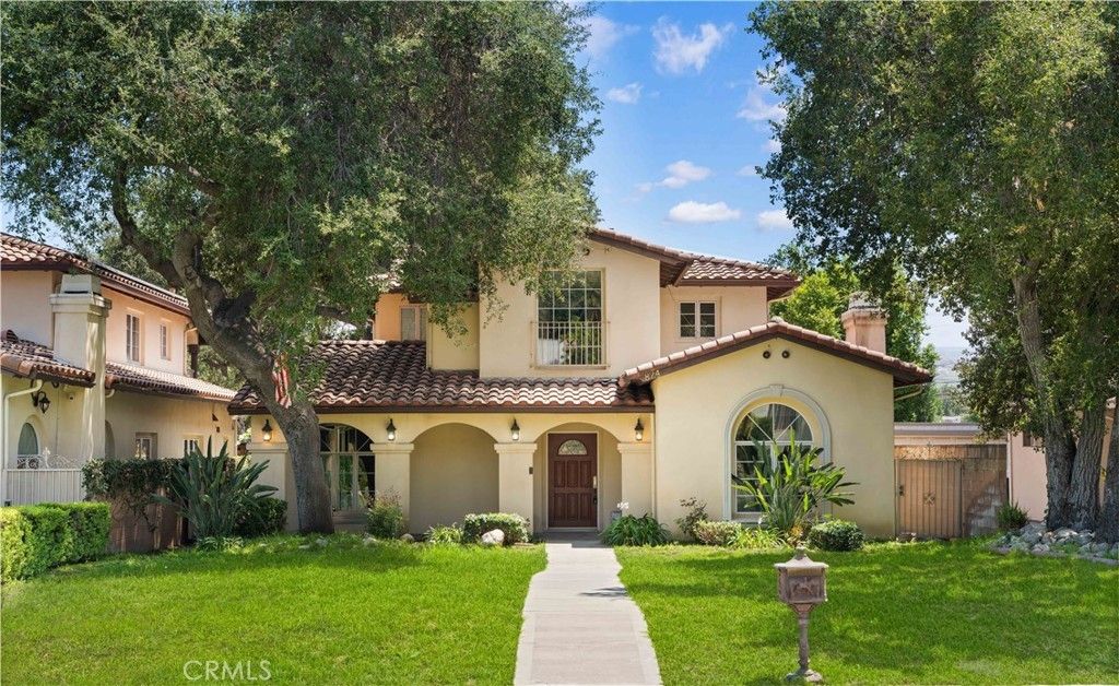 824 Ocean View Avenue, Monrovia