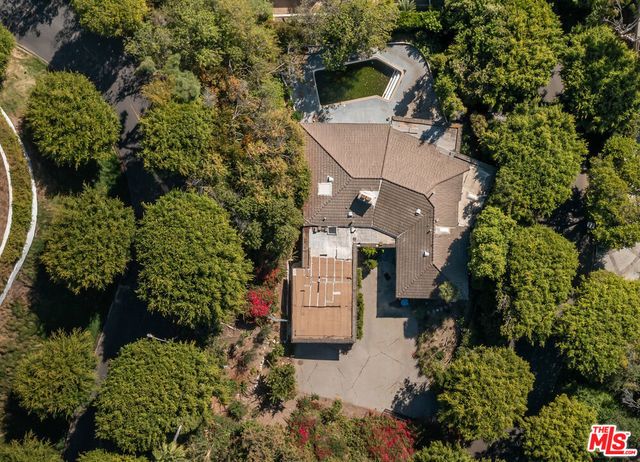1150 Laurel Way, Beverly Hills