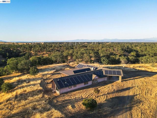 18490 Gas Point Rd, Cottonwood