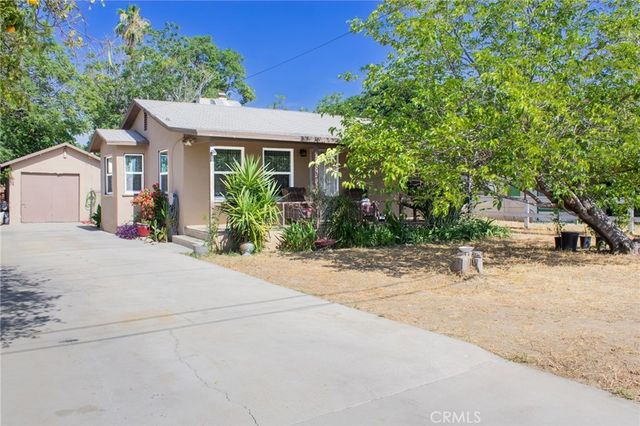 27020 Girard, Hemet