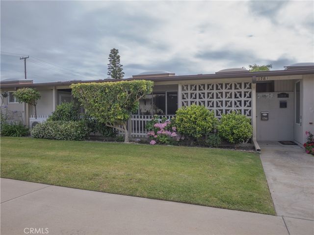 1221 Oakmont # 178i, Seal Beach