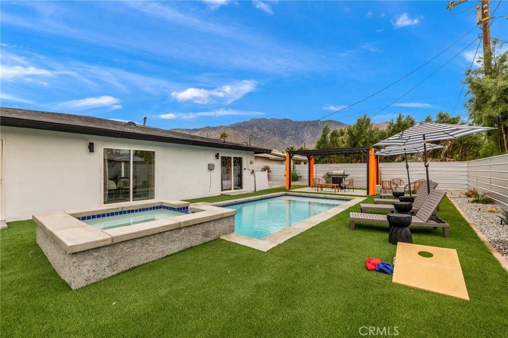 414 W Avenida Cerca, Palm Springs