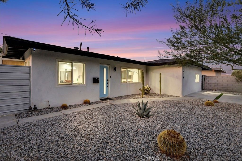 414 W Avenida Cerca, Palm Springs