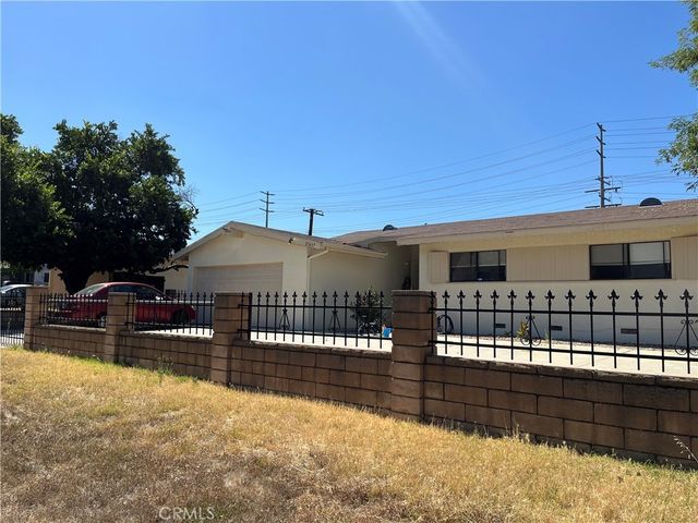 25437 Edgemont, San Bernardino