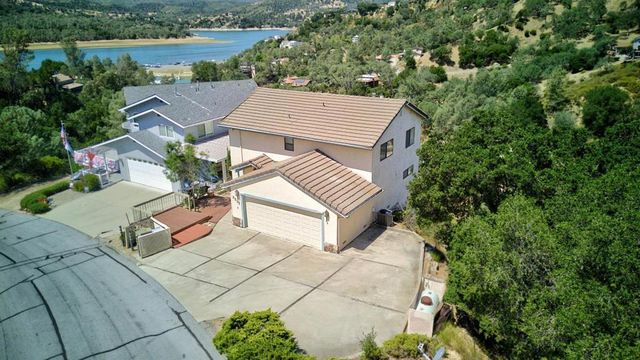 2537 Shoreline Road, Bradley