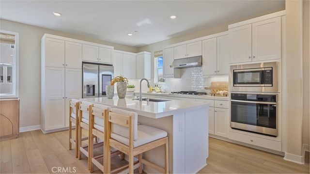 27574 Prarie Way, Valencia