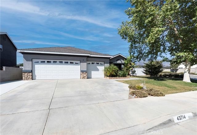 43714 Amazon, Hemet