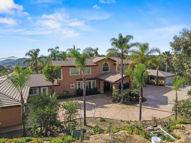 11535 Alps Way, Escondido