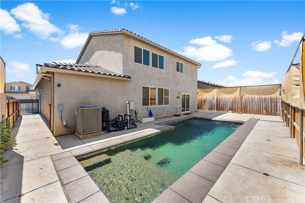 2014 Boxwood, Rosamond
