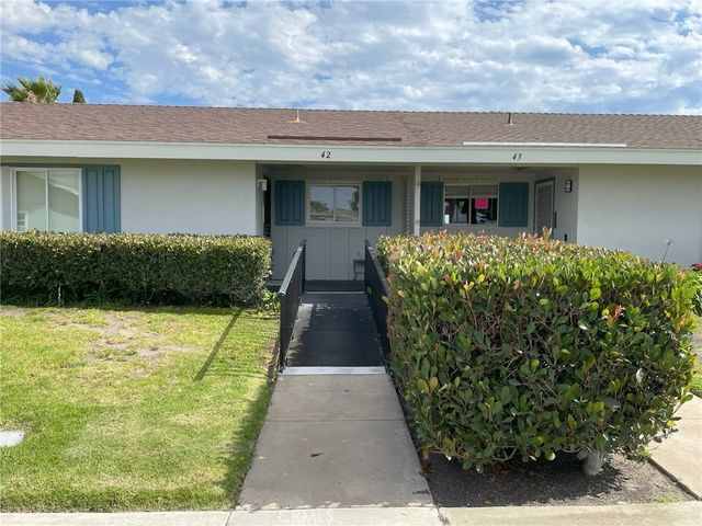 3755 Vista Campana N # 42, Oceanside