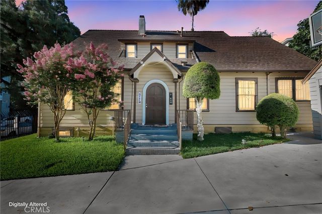 428 S Hoover. St., Los Angeles
