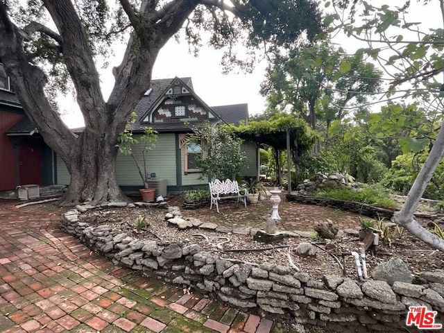 822 Silverwood Avenue, Upland