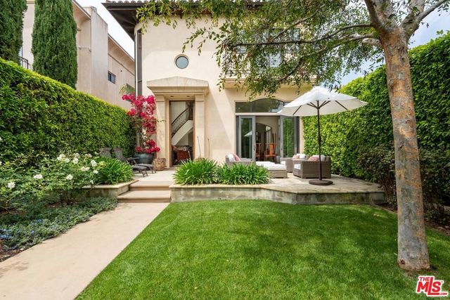 12319 Gorham Avenue, Los Angeles