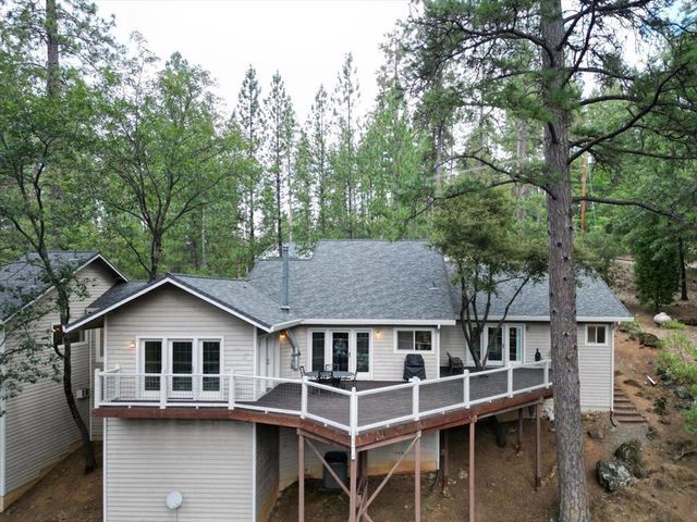 11021 Norager Way, Grass Valley