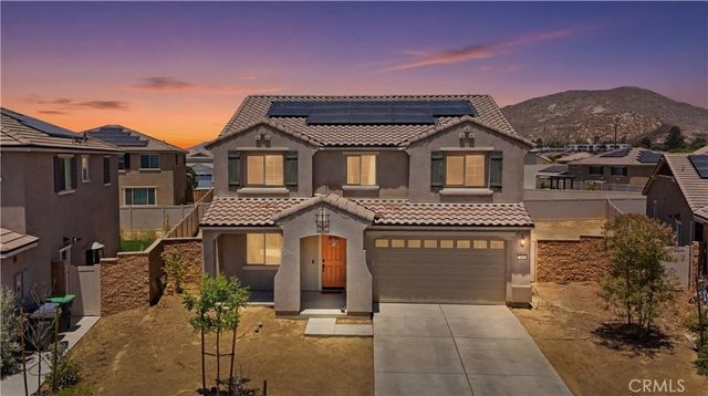 756 Green Court, Perris