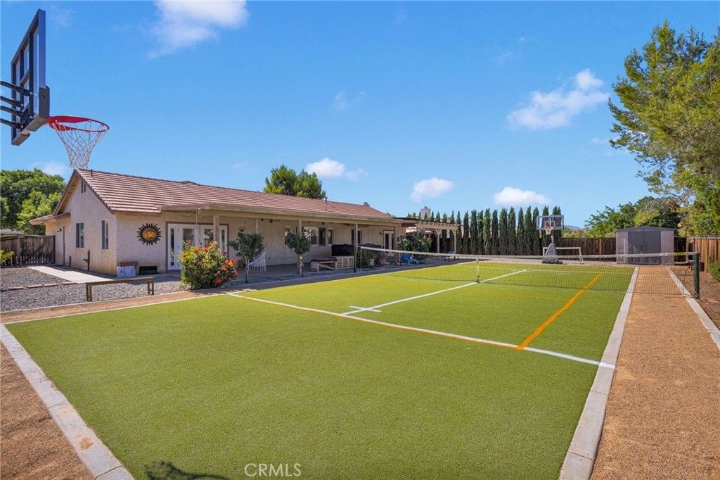 16470 Pauhaska, Apple Valley