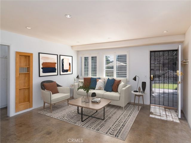 7129 Coldwater Canyon # 8, North Hollywood