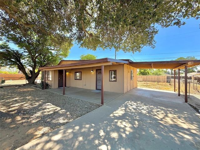 925 Chestnut Avenue, Beaumont