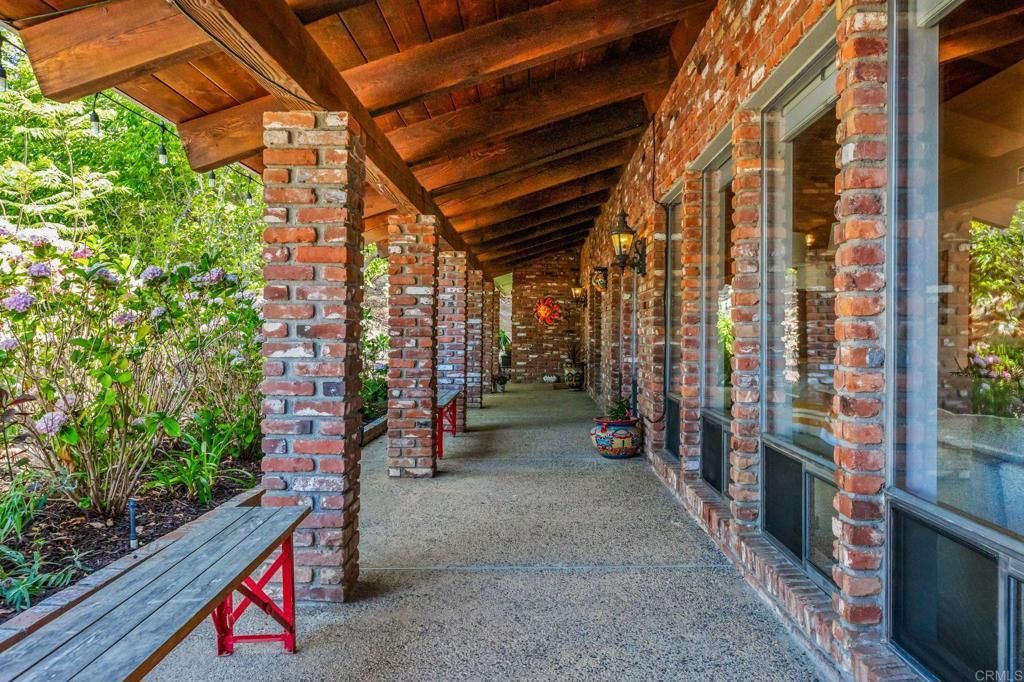 3082 Camino Cielo, Fallbrook