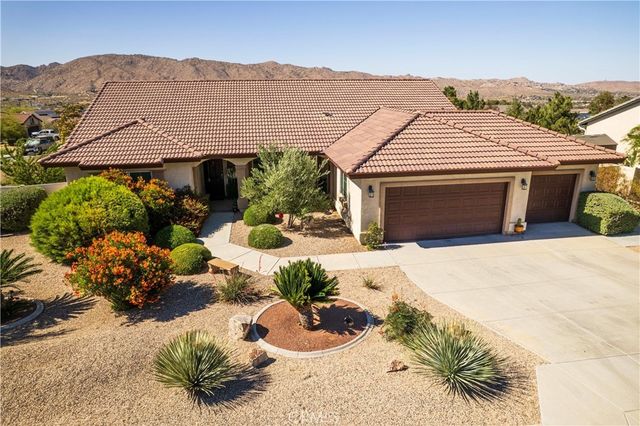 56136 Mountain View, Yucca Valley