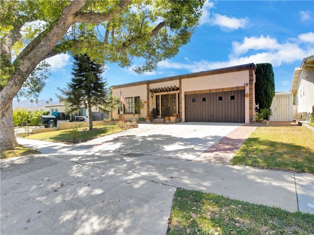 1221 Idlewood, Glendale