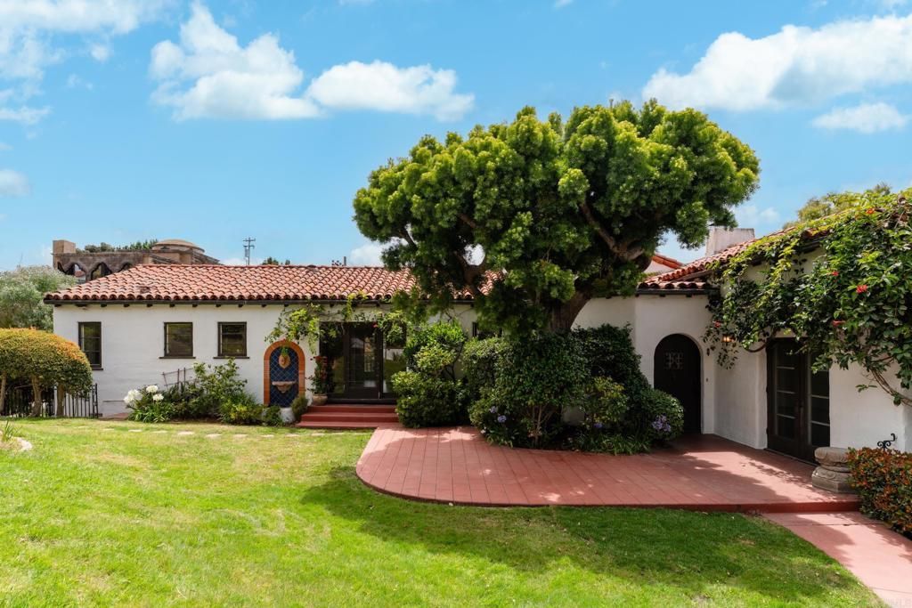 1406 La Jolla Knoll, La Jolla