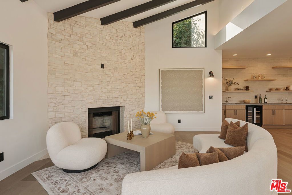 2474 Silver Ridge Avenue, Los Angeles