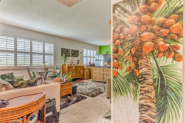11813 Runnymede Street # 14, North Hollywood
