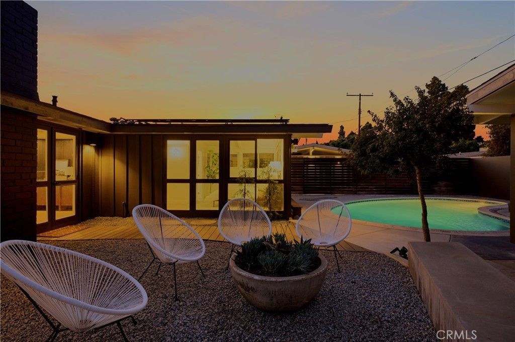 3062 Lees, Long Beach