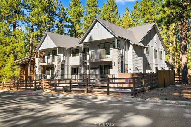 679 Summit Boulevard, Big Bear