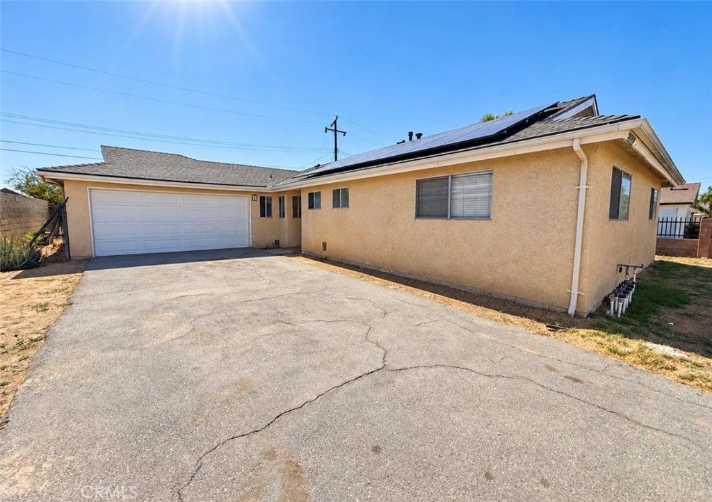 3292 Debbie Lane, Riverside